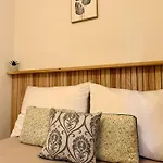 Domeček U Zámeckého Parku Appartamento Třeboň