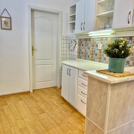 Apartment Domecek U Zameckeho Parku Trebon