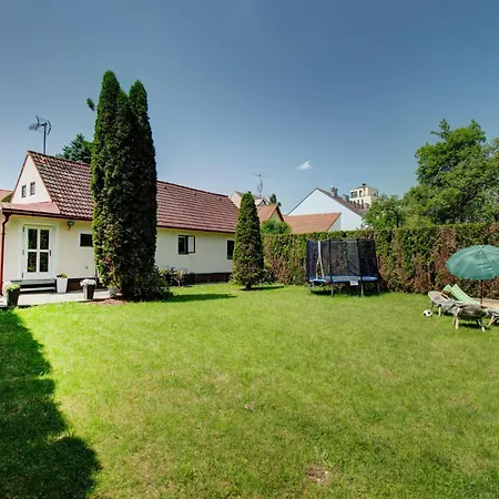 Domecek U Zameckeho Parku * Trebon