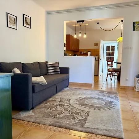 Apartment Domecek U Zameckeho Parku Trebon