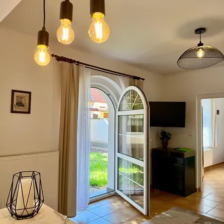 Apartmán Domeček U Zámeckého Parku *