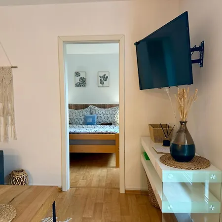 Domecek U Zameckeho Parku 아파트